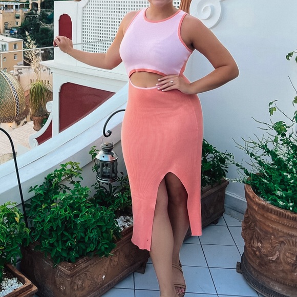 Cut out midi dress - Picture 1 of 1